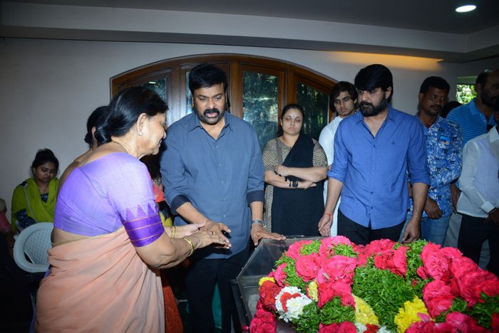 Celebrities Pay Homage to Srikanth Father